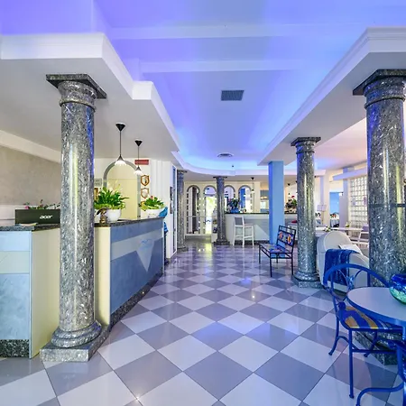 Falco Azzurro Martinsicuro