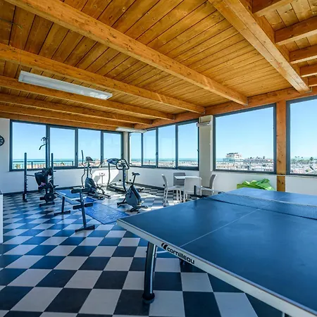 Falco Azzurro 3* Martinsicuro