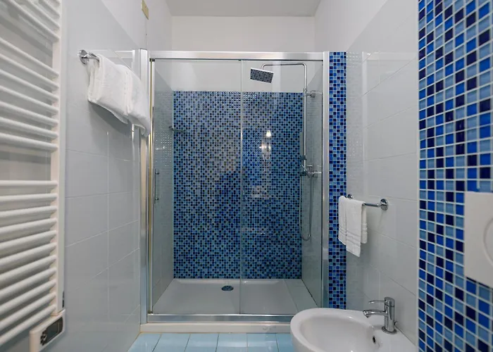 Falco Azzurro 3* Martinsicuro