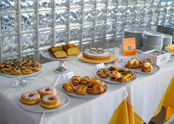 Falco Azzurro Martinsicuro