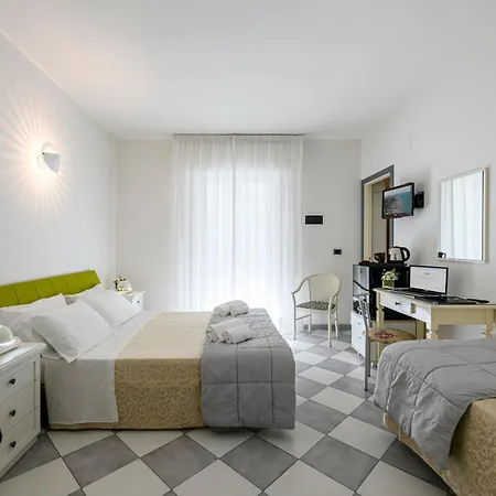 Falco Azzurro Hotel Martinsicuro