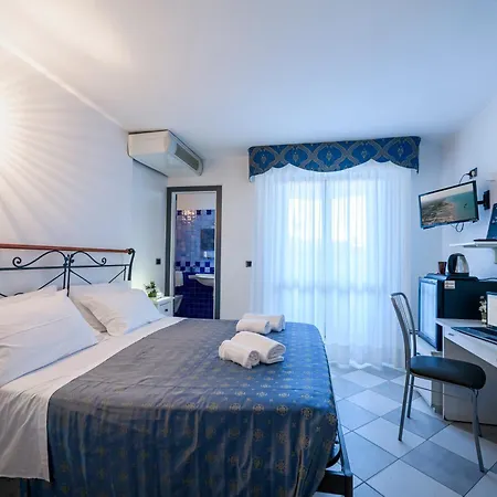 Hotel Falco Azzurro