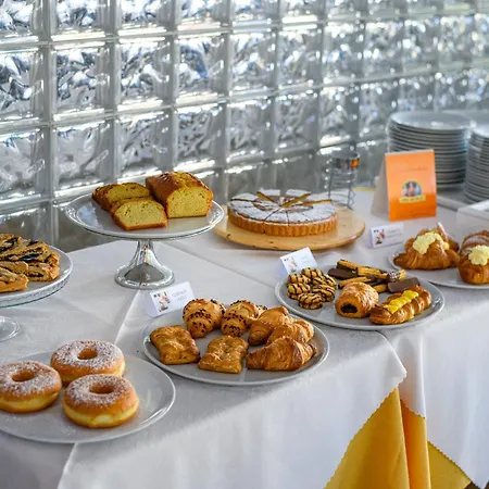 Falco Azzurro Martinsicuro