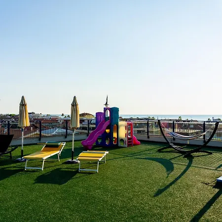 Falco Azzurro Hotel 3*