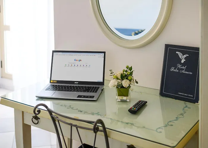 Szálloda Falco Azzurro